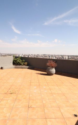 Apartamento para alugar com 359m², 4 quartos e 2 vagasTerraço - Varanda