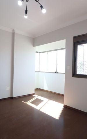 Apartamento para alugar com 359m², 4 quartos e 2 vagasQuarto 3 - Suíte