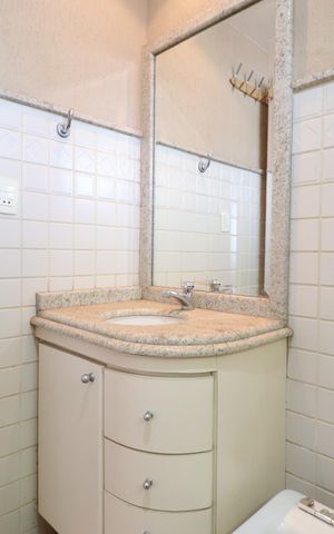 Apartamento para alugar com 359m², 4 quartos e 2 vagasBanheiro do Quarto 4