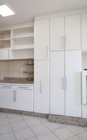 Apartamento para alugar com 359m², 4 quartos e 2 vagasCozinha