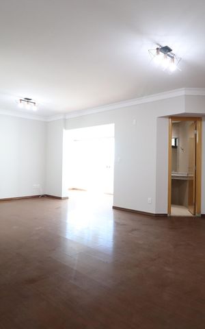 Apartamento para alugar com 359m², 4 quartos e 2 vagasSala