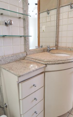 Apartamento para alugar com 359m², 4 quartos e 2 vagasBanheiro do Quarto 3