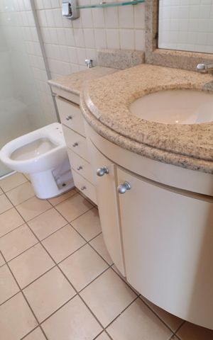 Apartamento para alugar com 359m², 4 quartos e 2 vagasBanheiro do Quarto 3