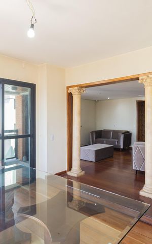 Apartamento à venda com 267m², 4 quartos e 4 vagas