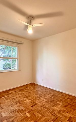 Apartamento para alugar com 89m², 3 quartos e sem vaga