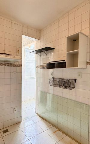 Apartamento para alugar com 89m², 3 quartos e sem vaga