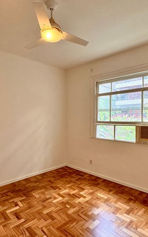 Apartamento para alugar com 89m², 3 quartos e sem vaga