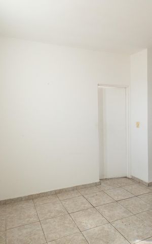 Casa para alugar com 63m², 3 quartos e 2 vagas Casa para alugar com 63m², 3 quartos e 2 vagasSala