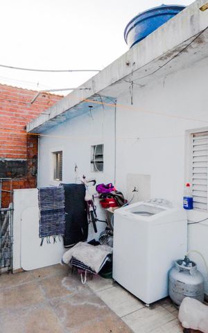 Casa à venda com 300m², 1 quarto e 1 vagaEdícula