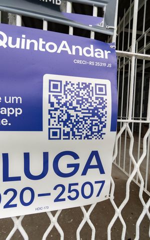 Casa de condomínio para alugar com 30m², 1 quarto e sem vaga Casa de condomínio para alugar com 30m², 1 quarto e sem vagaPlaca