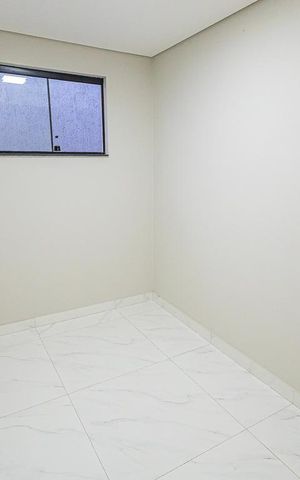 Casa à venda com 250m², 4 quartos e 4 vagas Casa à venda com 250m², 4 quartos e 4 vagasQuarto 1/ varanda/ suite