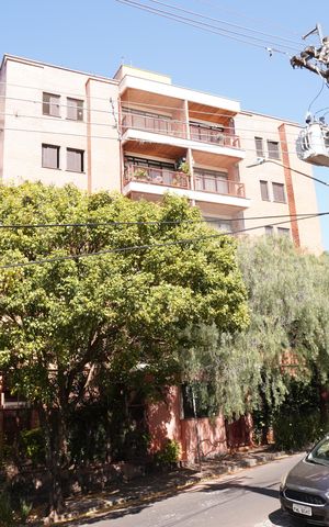 Apartamento para alugar com 88m², 3 quartos e 2 vagasÁrea comum - Portaria e fachada