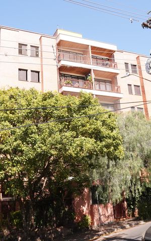 Apartamento para alugar com 88m², 3 quartos e 2 vagasÁrea comum - Portaria e fachada