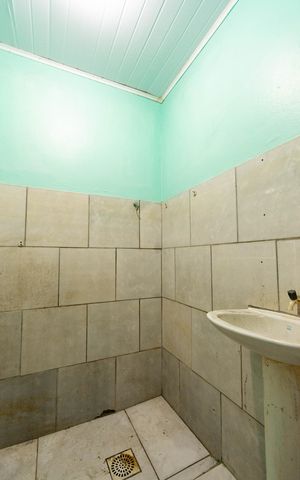 Casa de condomínio para alugar com 40m², 2 quartos e sem vaga Casa de condomínio para alugar com 40m², 2 quartos e sem vagaBanheiro social