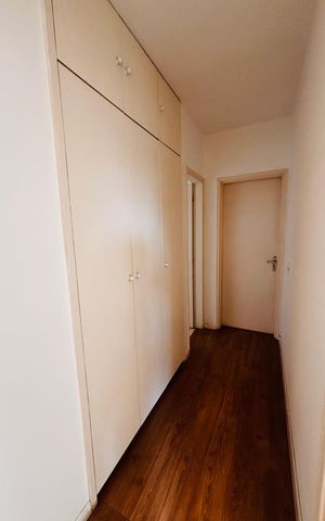 Apartamento à venda com 110m², 3 quartos e 2 vagas Apartamento à venda com 110m², 3 quartos e 2 vagasCorredor