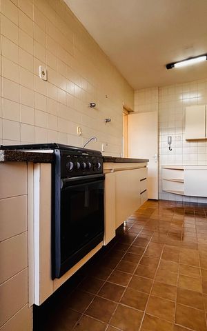 Apartamento à venda com 110m², 3 quartos e 2 vagas Apartamento à venda com 110m², 3 quartos e 2 vagasCozinha