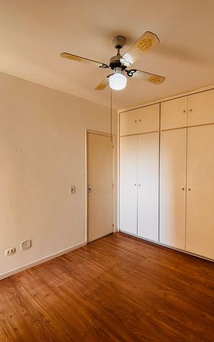 Apartamento à venda com 110m², 3 quartos e 2 vagas Apartamento à venda com 110m², 3 quartos e 2 vagasSuíte