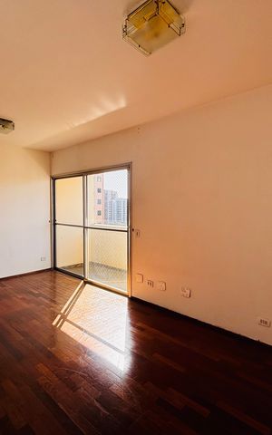Apartamento à venda com 110m², 3 quartos e 2 vagas Apartamento à venda com 110m², 3 quartos e 2 vagasSala