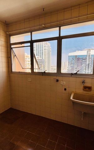 Apartamento à venda com 110m², 3 quartos e 2 vagas Apartamento à venda com 110m², 3 quartos e 2 vagasLavanderia