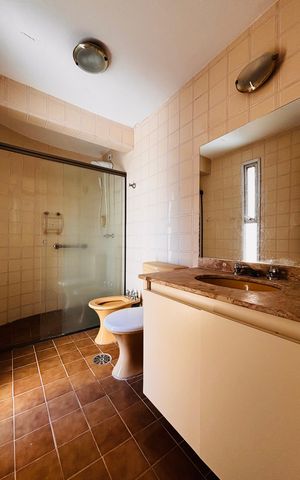 Apartamento à venda com 110m², 3 quartos e 2 vagas Apartamento à venda com 110m², 3 quartos e 2 vagasBanheiro sala