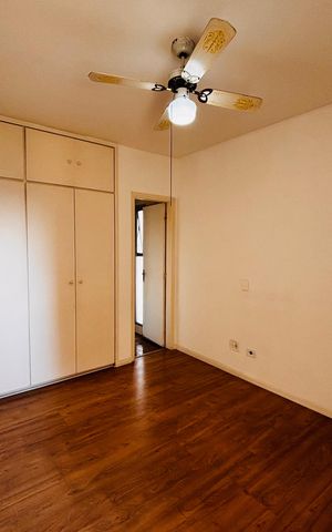Apartamento à venda com 110m², 3 quartos e 2 vagas Apartamento à venda com 110m², 3 quartos e 2 vagasSuíte