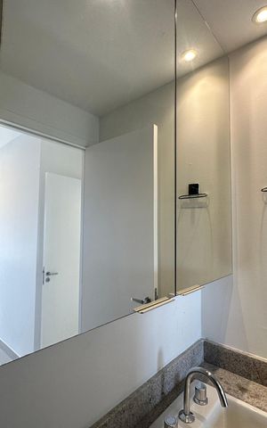 Apartamento para alugar com 140m², 2 quartos e 2 vagas Apartamento para alugar com 140m², 2 quartos e 2 vagasBanheiro da Suíte