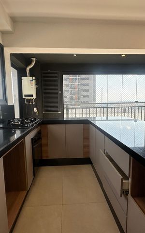 Apartamento para alugar com 140m², 2 quartos e 2 vagas Apartamento para alugar com 140m², 2 quartos e 2 vagasCozinha