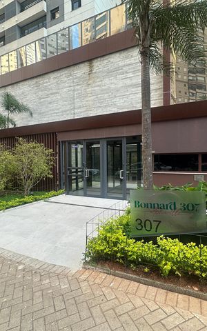 Apartamento para alugar com 140m², 2 quartos e 2 vagas Apartamento para alugar com 140m², 2 quartos e 2 vagasFachada e portaria
