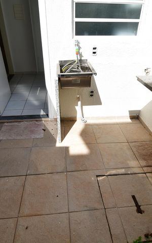 Casa de condomínio para alugar com 124m², 3 quartos e sem vagaÁrea de Serviço