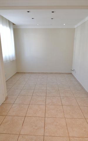 Casa de condomínio para alugar com 124m², 3 quartos e sem vagaSala