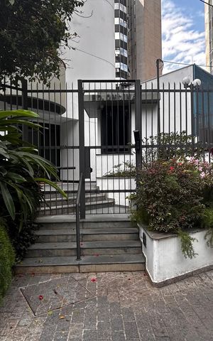 Apartamento à venda com 98m², 3 quartos e 1 vaga Apartamento à venda com 98m², 3 quartos e 1 vagaFachada