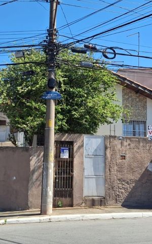 Casa à venda com 211m², 3 quartos e 3 vagasFachada