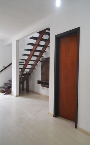 Casa de condomínio para alugar com 117m², 3 quartos e 2 vagasSala