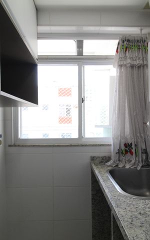 Apartamento à venda com 81m², 3 quartos e 1 vagaÁrea de Serviço