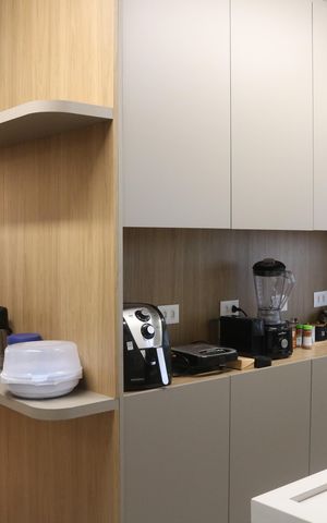 Apartamento para alugar com 74m², 2 quartos e 2 vagasCozinha e Área de Serviço