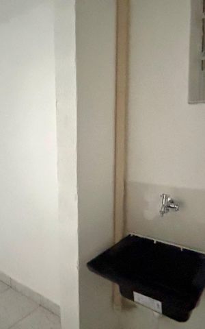 Casa para alugar com 24m², 1 quarto e sem vaga Casa para alugar com 24m², 1 quarto e sem vagaÁrea de Serviço