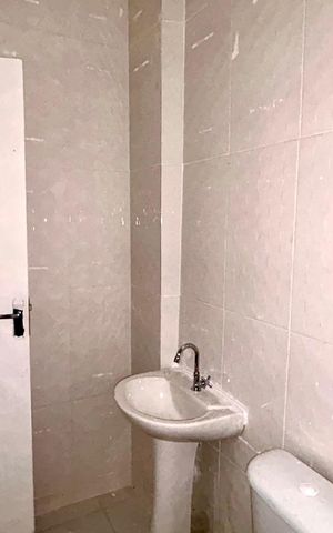Casa para alugar com 24m², 1 quarto e sem vaga Casa para alugar com 24m², 1 quarto e sem vagaBanheiro