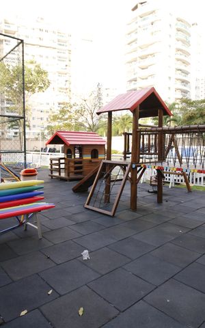 Apartamento à venda com 72m², 3 quartos e 1 vagaÁrea comum - Playground