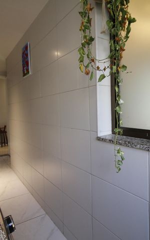 Apartamento à venda com 72m², 3 quartos e 1 vagaÁrea de Serviço