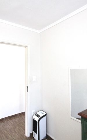 Casa à venda com 300m², 4 quartos e 10 vagas Casa à venda com 300m², 4 quartos e 10 vagasQuarto 4