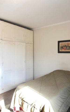 Casa à venda com 300m², 4 quartos e 10 vagas Casa à venda com 300m², 4 quartos e 10 vagasQuarto 3