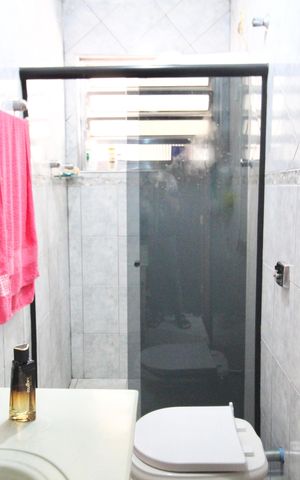 Casa à venda com 300m², 4 quartos e 10 vagas Casa à venda com 300m², 4 quartos e 10 vagasBanheiro 3
