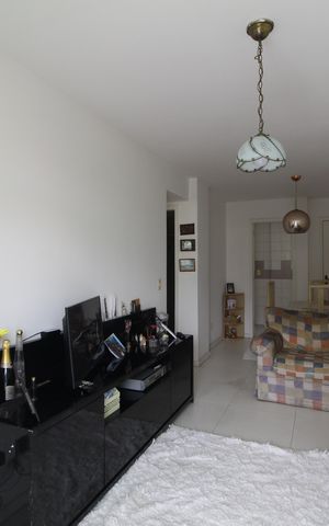 Apartamento à venda com 82m², 3 quartos e 1 vagaSala