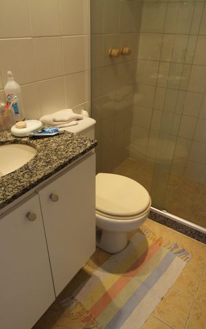 Apartamento à venda com 82m², 3 quartos e 1 vagaBanheiro Social