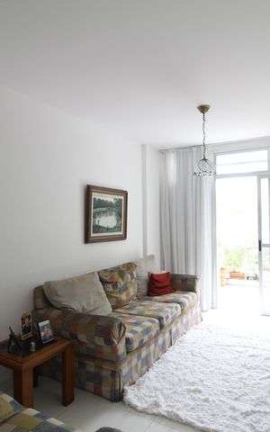 Apartamento à venda com 82m², 3 quartos e 1 vagaSala