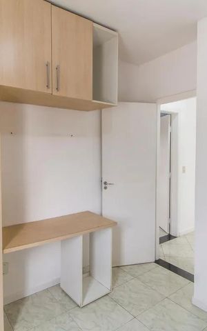 Apartamento à venda com 55m², 2 quartos e 2 vagas Apartamento à venda com 55m², 2 quartos e 2 vagasQuarto