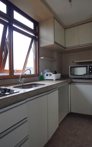 Casa para alugar com 180m², 4 quartos e 3 vagasCozinha