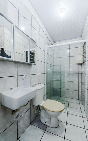 Casa para alugar com 130m², 2 quartos e 2 vagasBanheiro Social