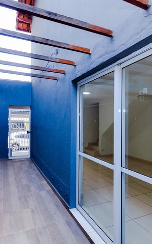 Casa para alugar com 130m², 2 quartos e 2 vagasQuintal