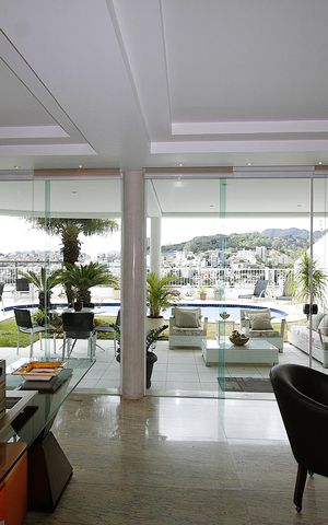 Casa à venda com 650m², 4 quartos e 3 vagasSala 2